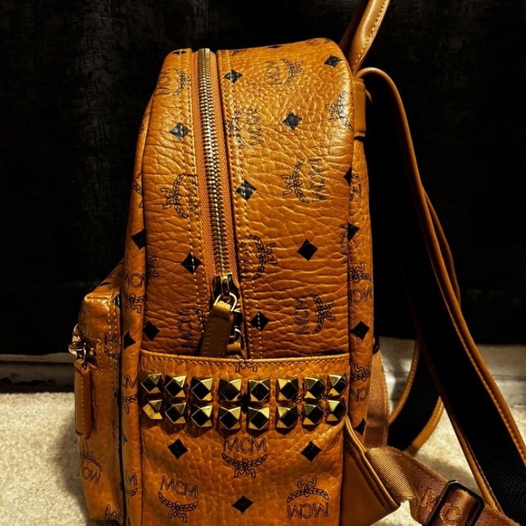 mcm backpack - Picture 2 of 9